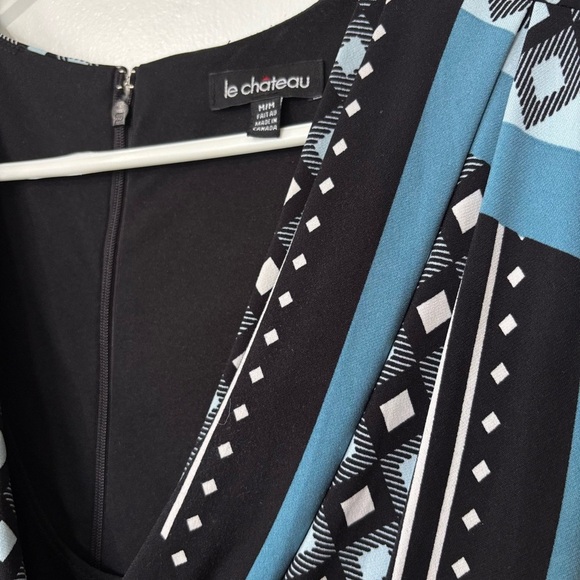 🎉4/30$🎉 Le Château Geometric Print Wrap Dress - Size M - Picture 2 of 6